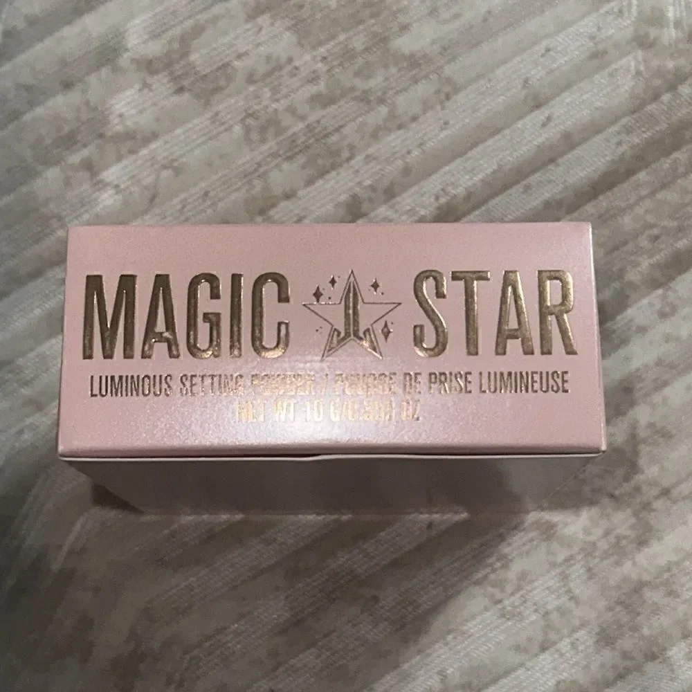 Jeffree Star- Magic Star Luminous Setting powder